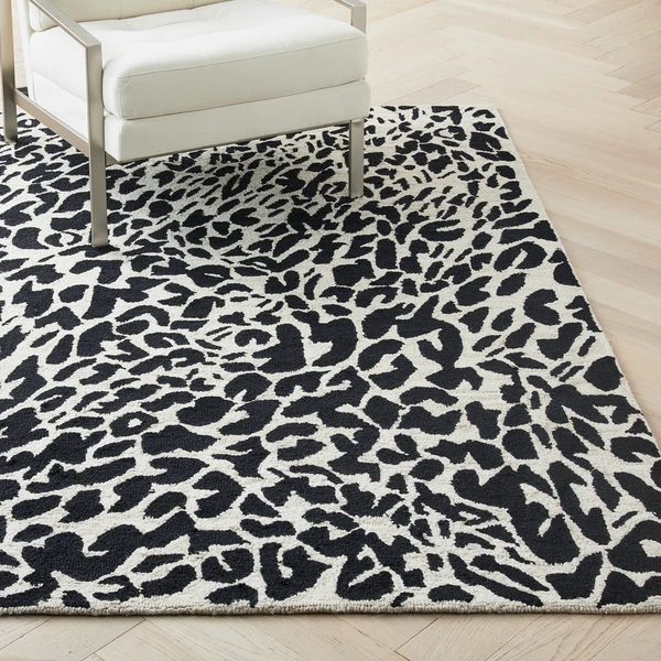 Javari Rug - Black/Ivory
